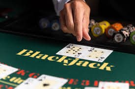 keluar sdy live-dealer table showing blackjack and roulette options